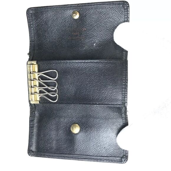 Louis Vuitton Epi Black 4 hook key case GUC - Picture 2 of 12